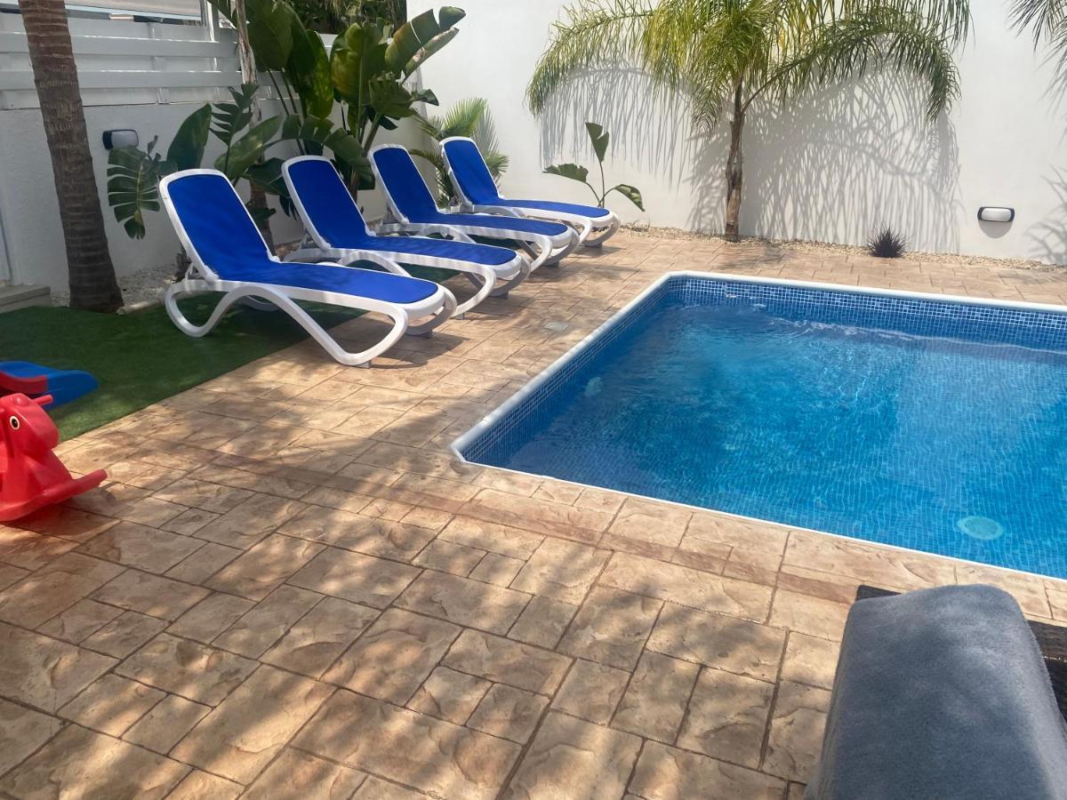 Villa Angel - Exotic Villa 200M From Beach Paralimni Exteriör bild